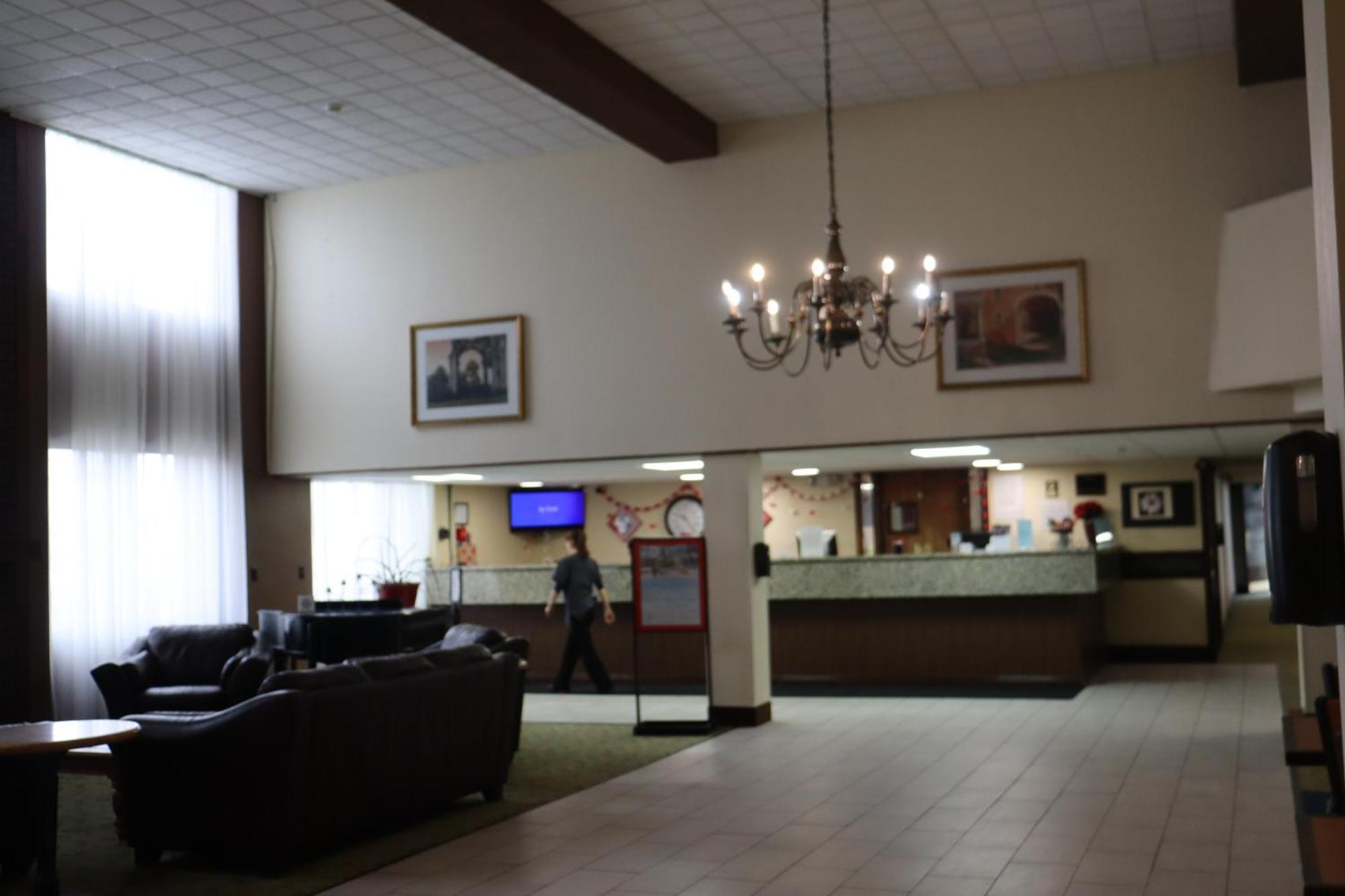 Clarion Hotel Lansing Exterior foto